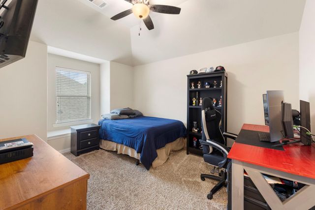 111 Haileys Run, Montgomery, TX 77316