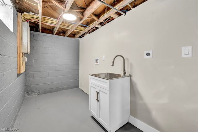 20261 Fuller Avenue, Euclid, OH 44123