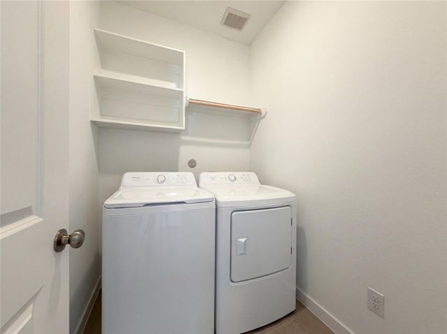 1964 Glacier Gorge Trail, Dayton, TX 77535