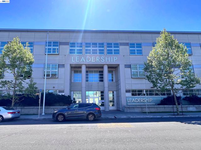 634 8TH St, Richmond, CA 94801