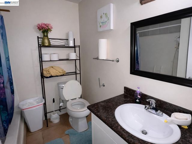 634 8TH St, Richmond, CA 94801