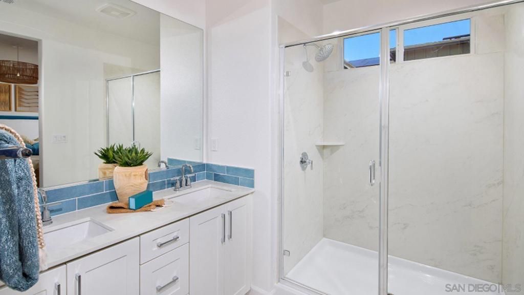 Image 10 of property listing at 14011 Lilah Lane, San Diego, CA 92128