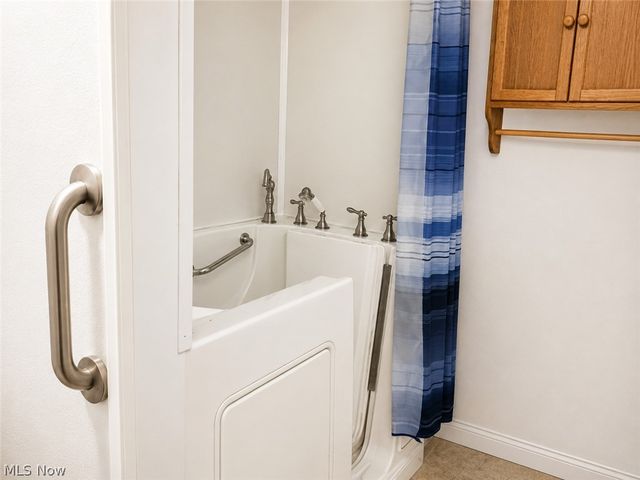 2700 Core Road, Parkersburg, WV 26104