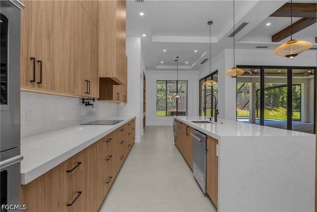 14318 Charthouse CIR, Naples, FL 34114