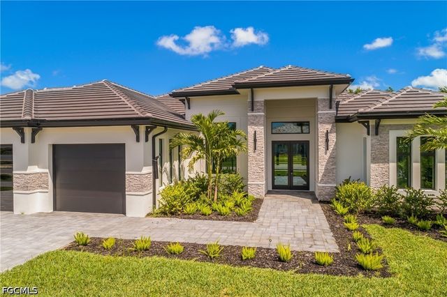 14318 Charthouse CIR, Naples, FL 34114