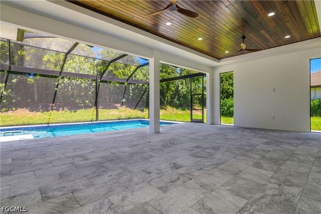 14318 Charthouse CIR, Naples, FL 34114
