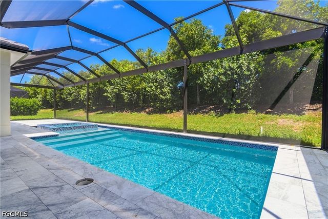 14318 Charthouse CIR, Naples, FL 34114