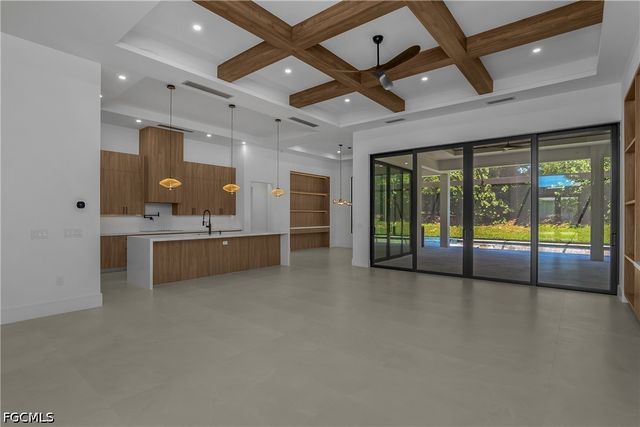 14318 Charthouse CIR, Naples, FL 34114