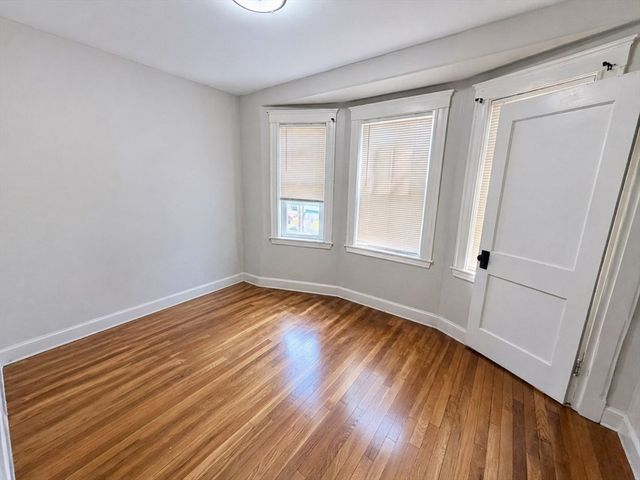 138 Davis St, Quincy, MA 02170