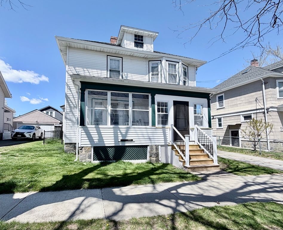 138 Davis St, Quincy, MA 02170