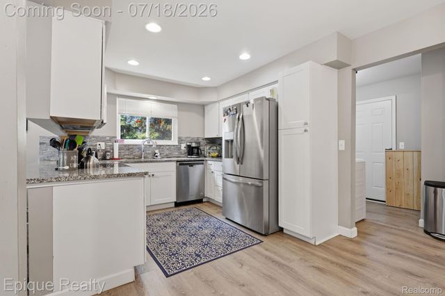 35226 Collingwood Drive, Sterling Heights, MI 48312