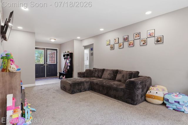 35226 Collingwood Drive, Sterling Heights, MI 48312