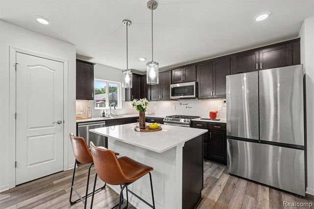 24461 Jade Drive, Farmington Hills, MI 48336