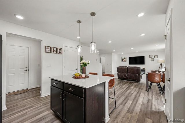 24461 Jade Drive, Farmington Hills, MI 48336