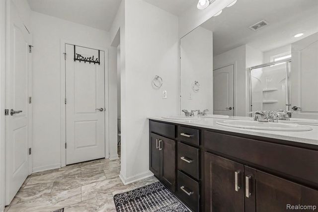 24461 Jade Drive, Farmington Hills, MI 48336
