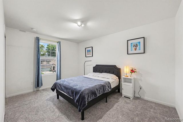 24461 Jade Drive, Farmington Hills, MI 48336