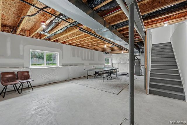 24461 Jade Drive, Farmington Hills, MI 48336