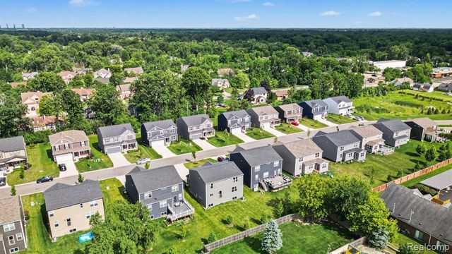 24461 Jade Drive, Farmington Hills, MI 48336