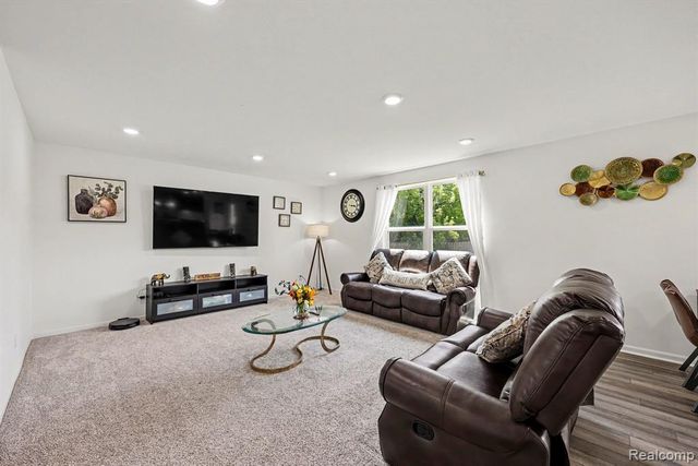 24461 Jade Drive, Farmington Hills, MI 48336