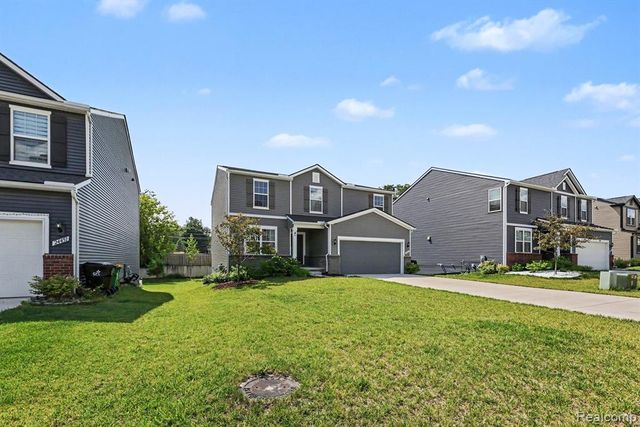 24461 Jade Drive, Farmington Hills, MI 48336