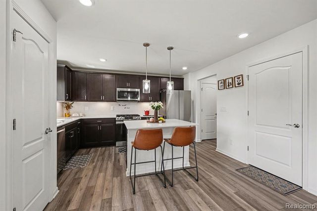 24461 Jade Drive, Farmington Hills, MI 48336