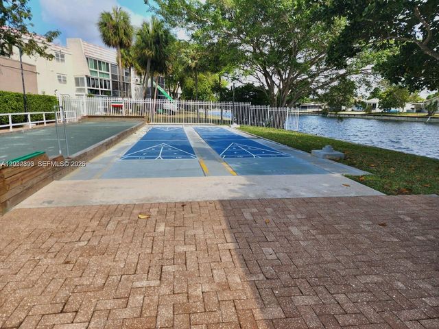 9101 Lime Bay Blvd 305, Tamarac, FL 33321