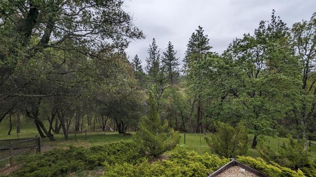 8209 Mountain Meadow Dr, Mountain Ranch, CA 95246