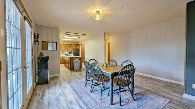 8209 Mountain Meadow Dr, Mountain Ranch, CA 95246