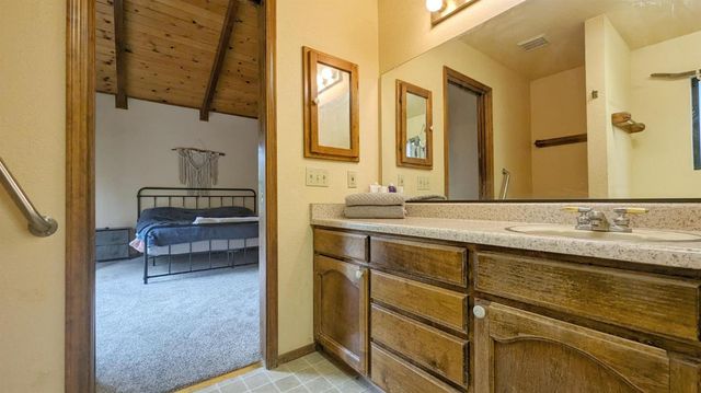 8209 Mountain Meadow Dr, Mountain Ranch, CA 95246