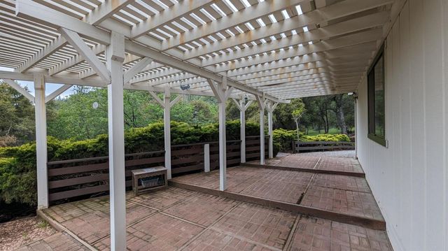 8209 Mountain Meadow Dr, Mountain Ranch, CA 95246