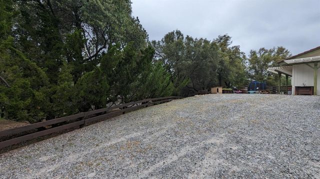 8209 Mountain Meadow Dr, Mountain Ranch, CA 95246