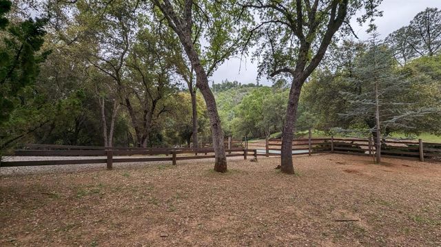 8209 Mountain Meadow Dr, Mountain Ranch, CA 95246