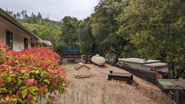 8209 Mountain Meadow Dr, Mountain Ranch, CA 95246