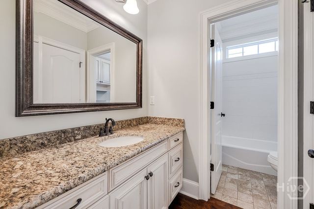 389 Chastain Cir, Richmond Hill, GA 31324