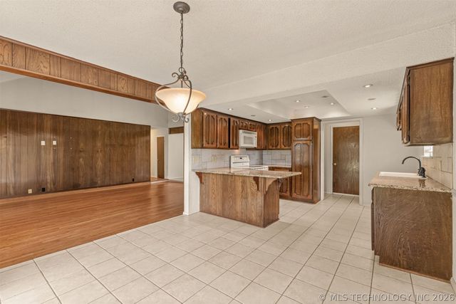 4801 S Birch Avenue, Broken Arrow, OK 74011