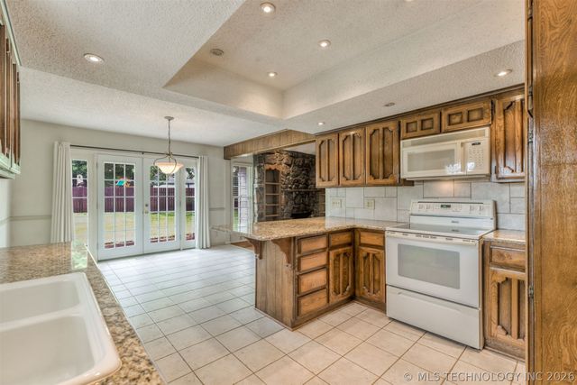 4801 S Birch Avenue, Broken Arrow, OK 74011