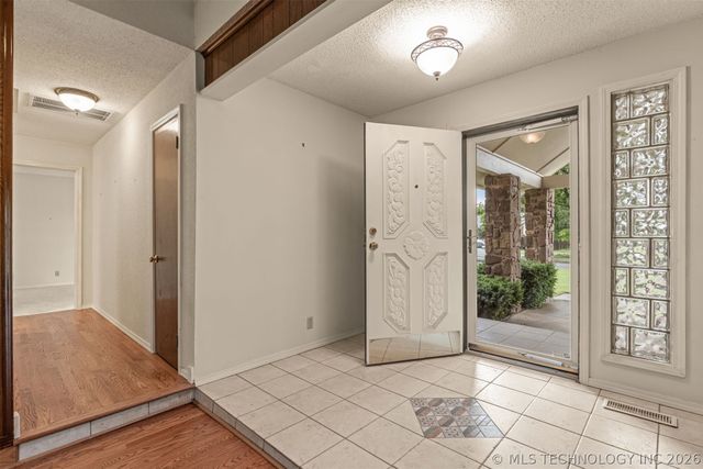 4801 S Birch Avenue, Broken Arrow, OK 74011