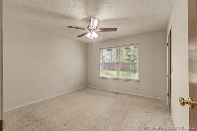 4801 S Birch Avenue, Broken Arrow, OK 74011
