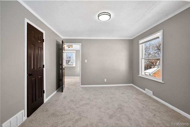 16727 Mansfield Street, Detroit, MI 48235