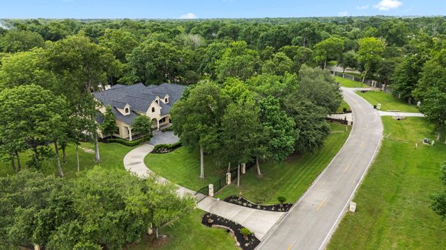 3320 Wild River Drive, Richmond, TX 77406