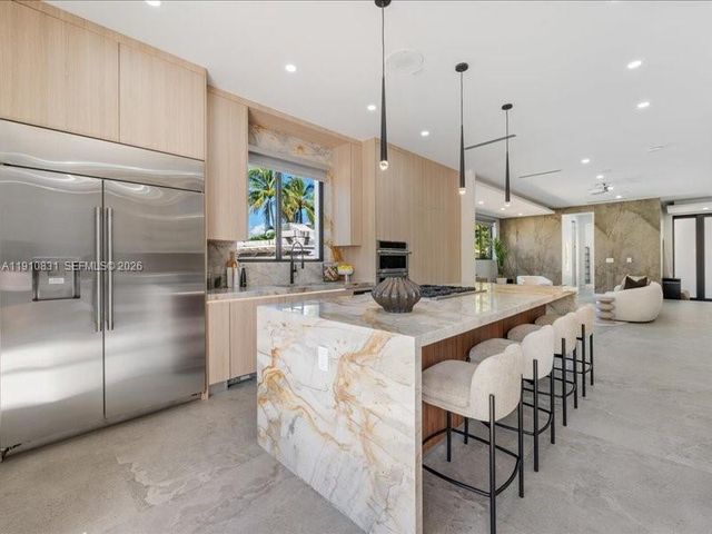 270 N Shore Drive, Miami Beach, FL 33141
