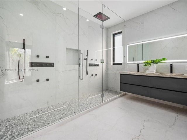 270 N Shore Drive, Miami Beach, FL 33141