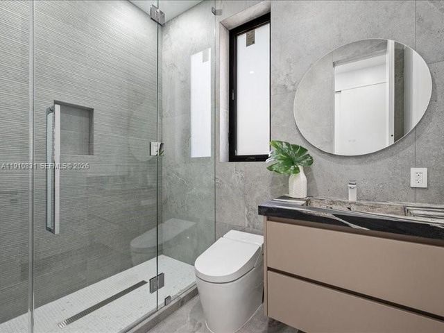270 N Shore Drive, Miami Beach, FL 33141