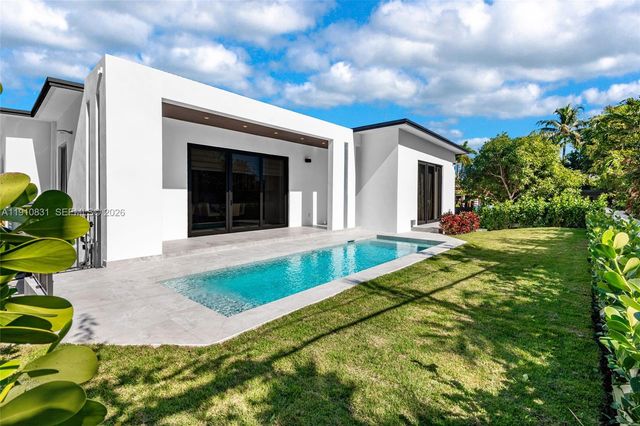 270 N Shore Drive, Miami Beach, FL 33141