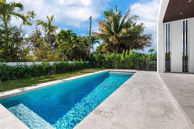 270 N Shore Drive, Miami Beach, FL 33141