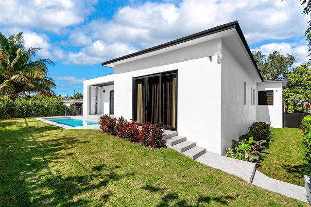 270 N Shore Drive, Miami Beach, FL 33141