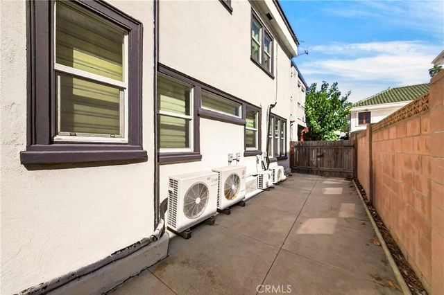 1762 Crenshaw, Los Angeles, CA 90019