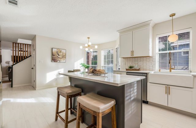 4532 Agate Hills Road NW, Albuquerque, NM 87114