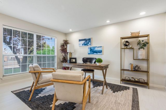 4532 Agate Hills Road NW, Albuquerque, NM 87114