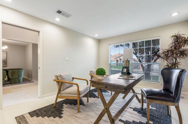 4532 Agate Hills Road NW, Albuquerque, NM 87114